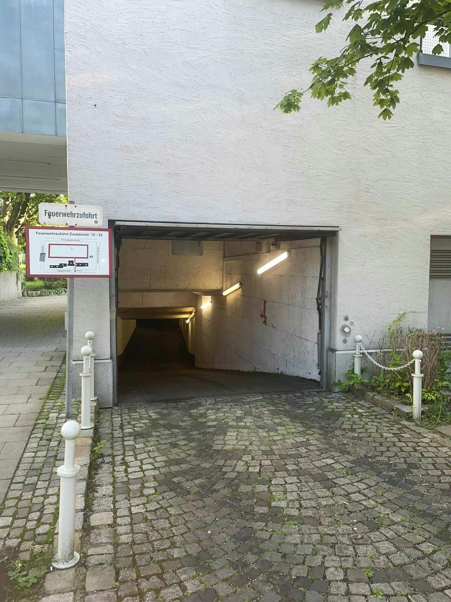 Tiefgarage in München - Tiefgaragenstellplatz direkt am Prinzregentenplatz
